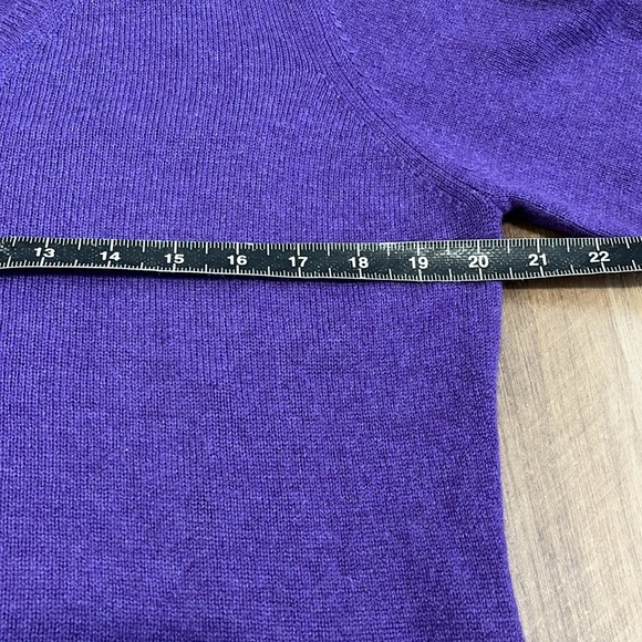 Tweeds Purple V-neck 100% 2-ply Cashmere Sweater Size Extra Large XL - Picture 3 of 7